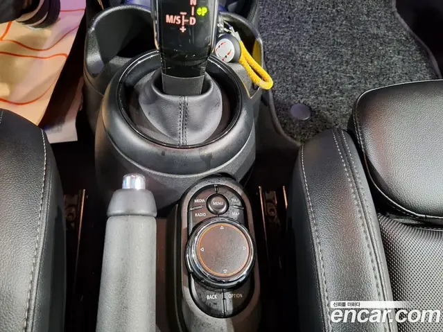 Mini Cooper 2018 1.5 автомат (гидро), миниатюра 12