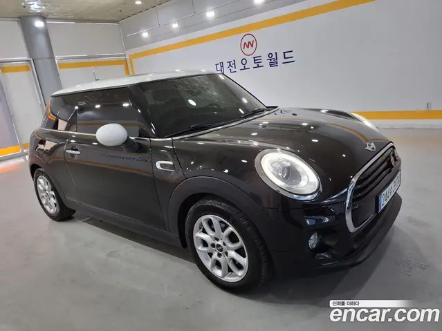 Mini Cooper 2018 1.5 автомат (гидро), миниатюра 3