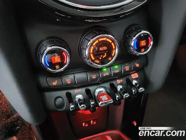 Mini Cooper 2019 2.0 автомат (гидро), миниатюра 12