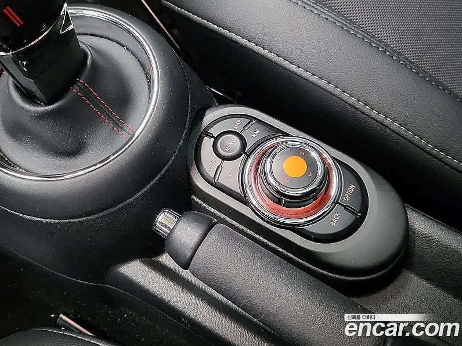 Mini Cooper 2019 2.0 автомат (гидро), фото 14