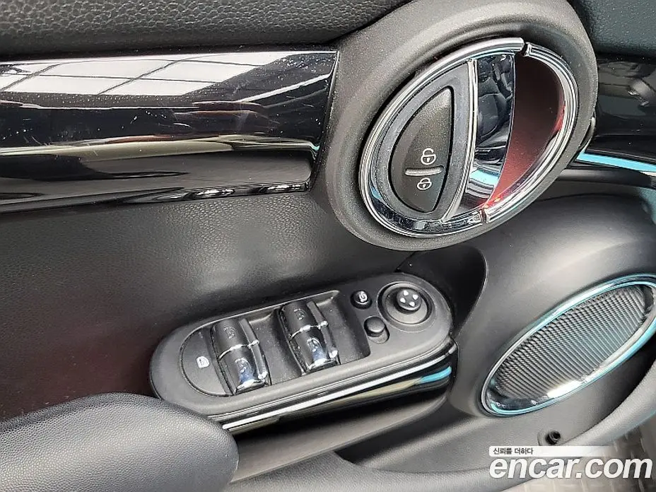 Mini Cooper 2019 2.0 автомат (гидро), фото 17