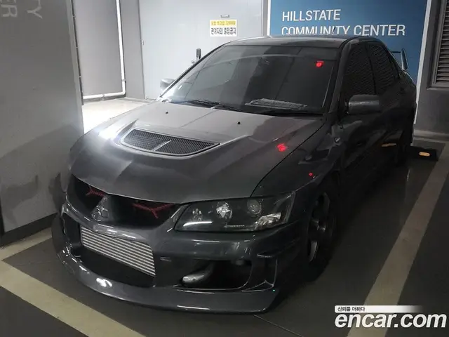Mitsubishi Lancer Evolution 2003 2.0 механика, миниатюра 1