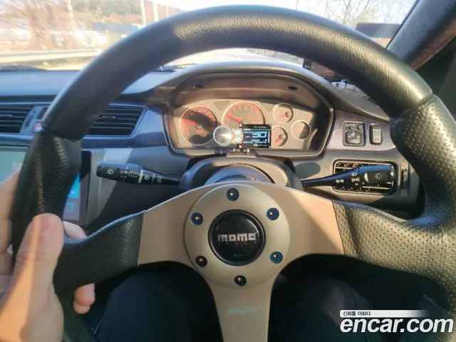 Mitsubishi Lancer Evolution 2003 2.0 механика, миниатюра 7