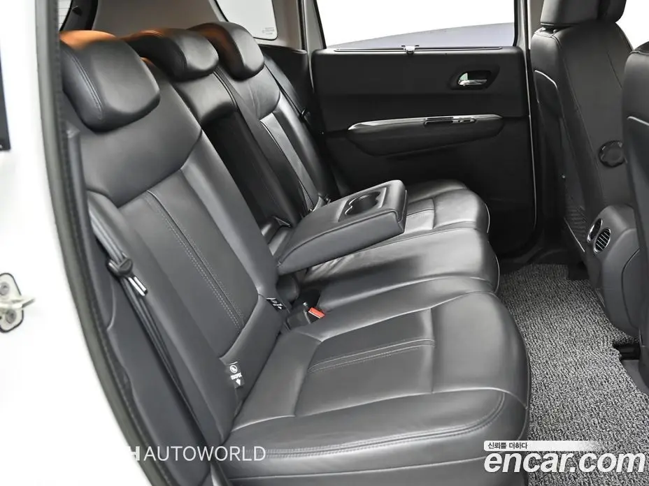 Peugeot 3008 2014 2.0 автомат (гидро), фото 12
