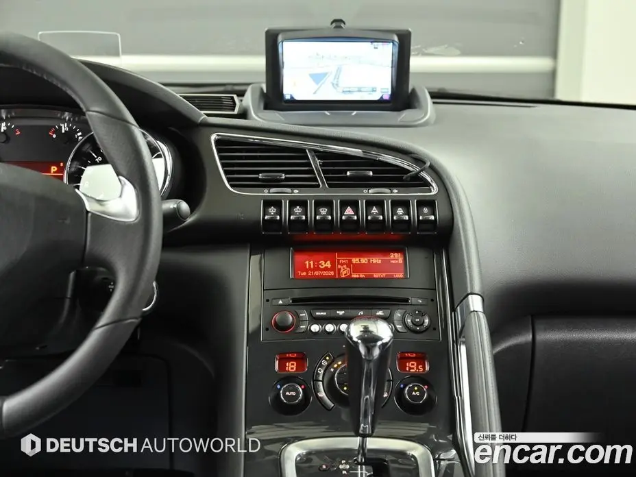 Peugeot 3008 2014 2.0 автомат (гидро), фото 14