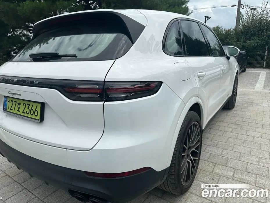 Porsche Cayenne 2023 3.0 автомат (гидро), фото 17