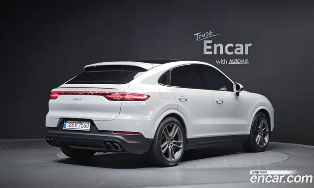 Porsche Cayenne 2023 3.0 автомат (гидро), миниатюра 2