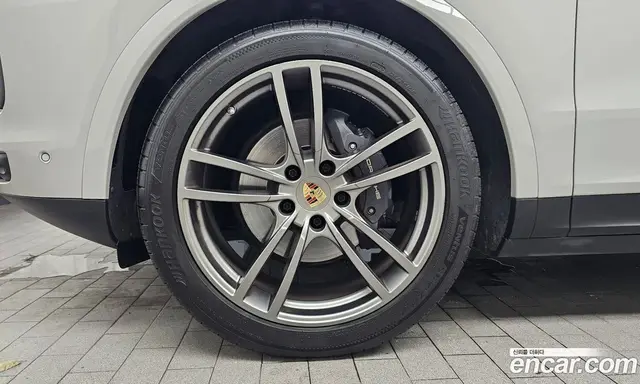 Porsche Cayenne 2023 3.0 автомат (гидро), миниатюра 5
