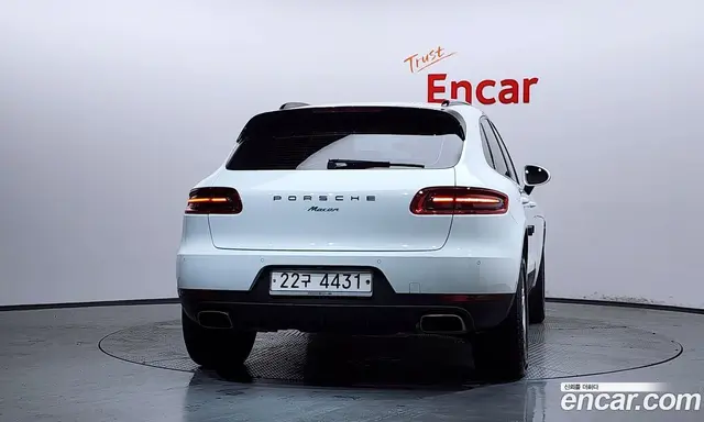 Porsche Macan 2014 2.0 автомат (гидро), миниатюра 4