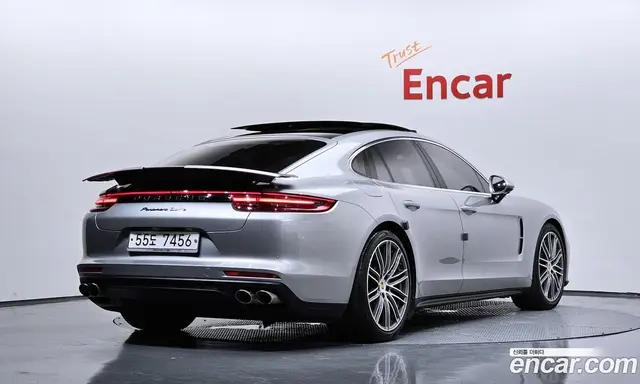 Porsche Panamera 2018 4.0 автомат (гидро), миниатюра 2