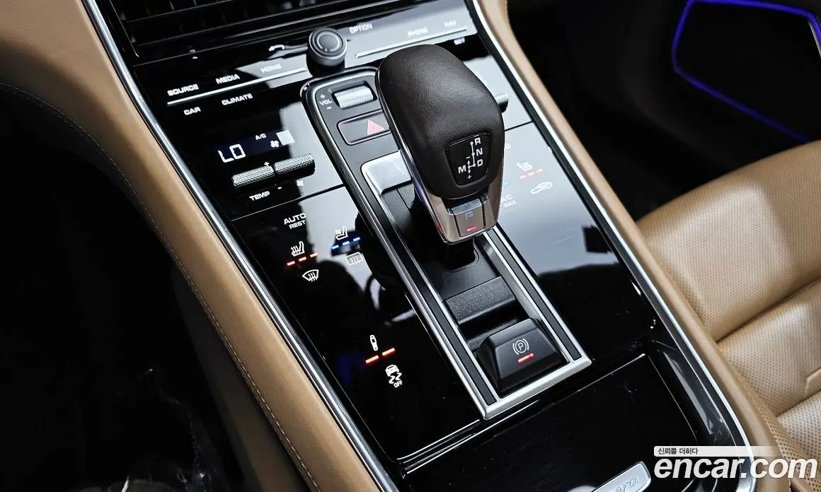 Porsche Panamera 2018 4.0 автомат (гидро), фото 12