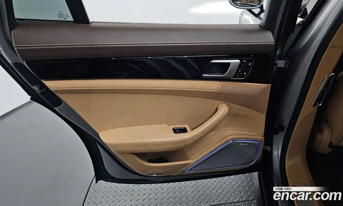 Porsche Panamera 2018 4.0 автомат (гидро), фото 15