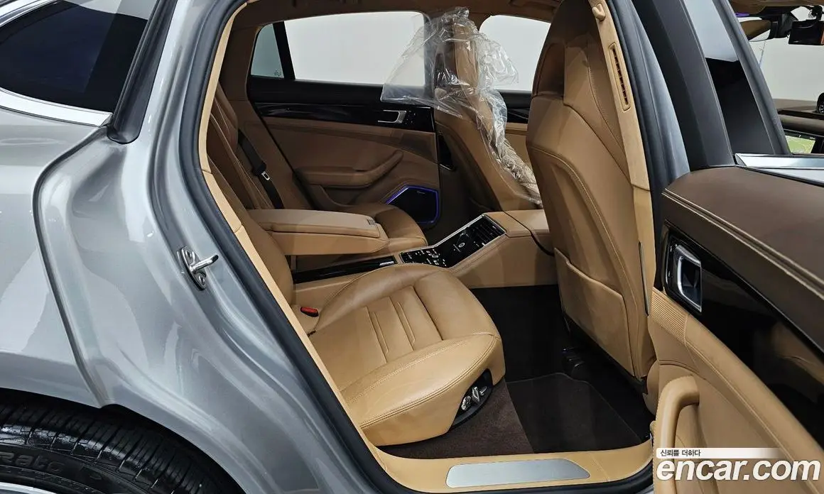 Porsche Panamera 2018 4.0 автомат (гидро), фото 17