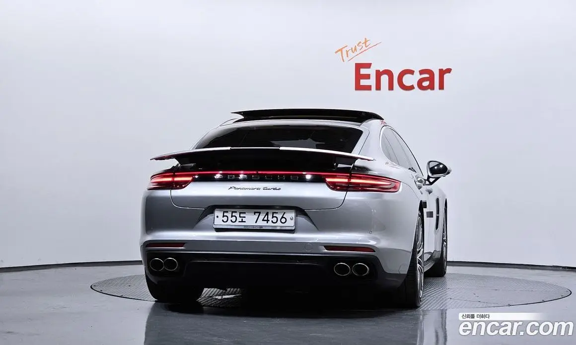 Porsche Panamera 2018 4.0 автомат (гидро), фото 4