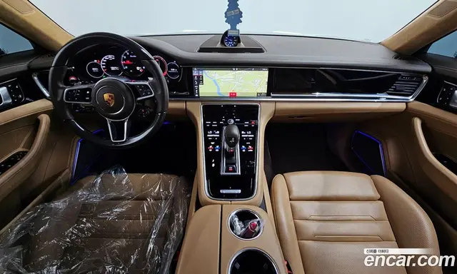 Porsche Panamera 2018 4.0 автомат (гидро), миниатюра 10