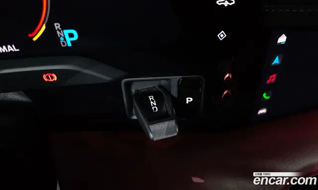Porsche Taycan 2021 0.1 автомат (гидро), миниатюра 12