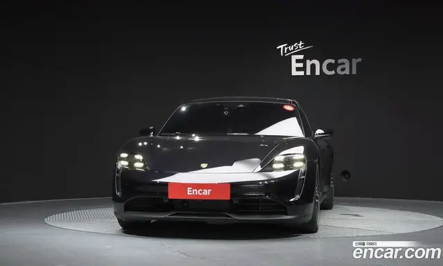 Porsche Taycan 2021 0.1 автомат (гидро), миниатюра 3