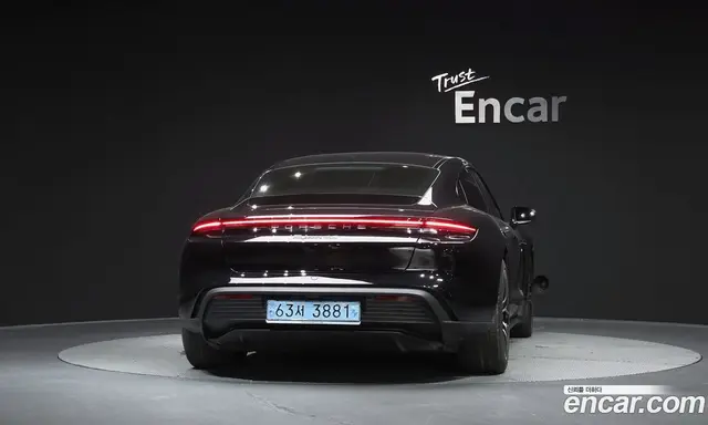 Porsche Taycan 2021 0.1 автомат (гидро), миниатюра 4