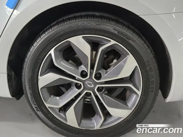 Renault (Samsung) SM6 2019 2.0 автомат (гидро), миниатюра 5