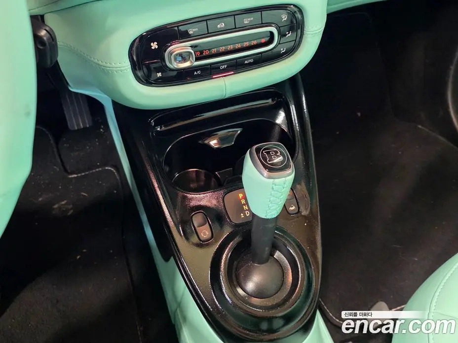 Smart Fortwo 2020 1.0 автомат (гидро), фото 12