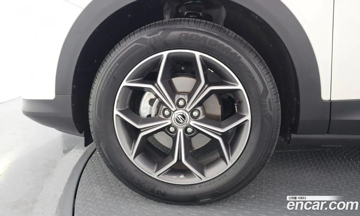 SsangYong Korando 2019 1.5 автомат (гидро), фото 5