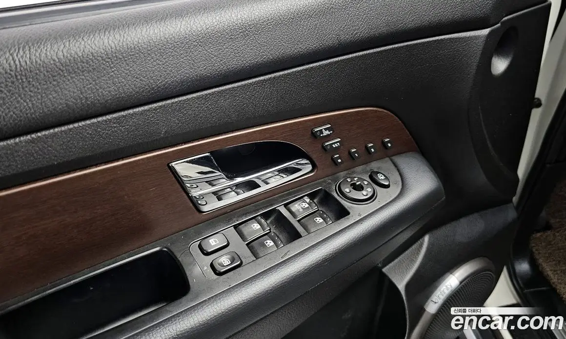 SsangYong Rexton 2015 2.0 автомат (гидро), фото 17