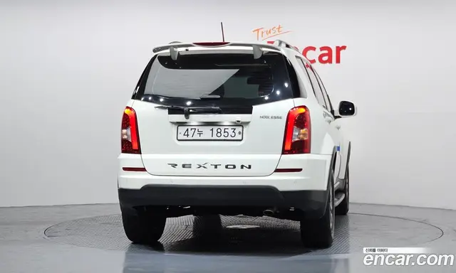 SsangYong Rexton 2015 2.0 автомат (гидро), миниатюра 4