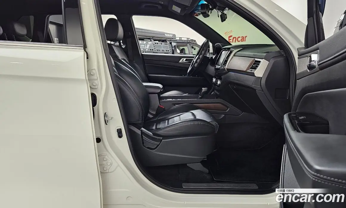 SsangYong Rexton 2017 2.2 автомат (гидро), фото 16