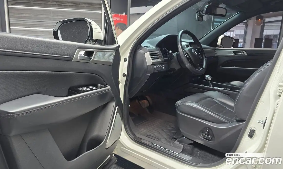 SsangYong Rexton 2017 2.2 автомат (гидро), фото 10