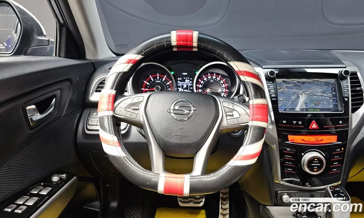 SsangYong TIBOLI 2015 1.6 автомат (гидро), фото 18