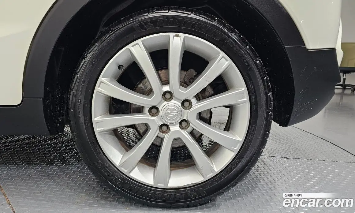 SsangYong TIBOLI 2016 1.6 автомат (гидро), фото 7