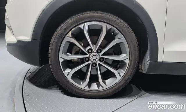 SsangYong TIBOLI 2017 1.6 автомат (гидро), миниатюра 5
