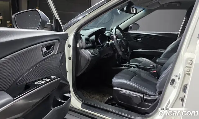 SsangYong TIBOLI 2017 1.6 автомат (гидро), миниатюра 10