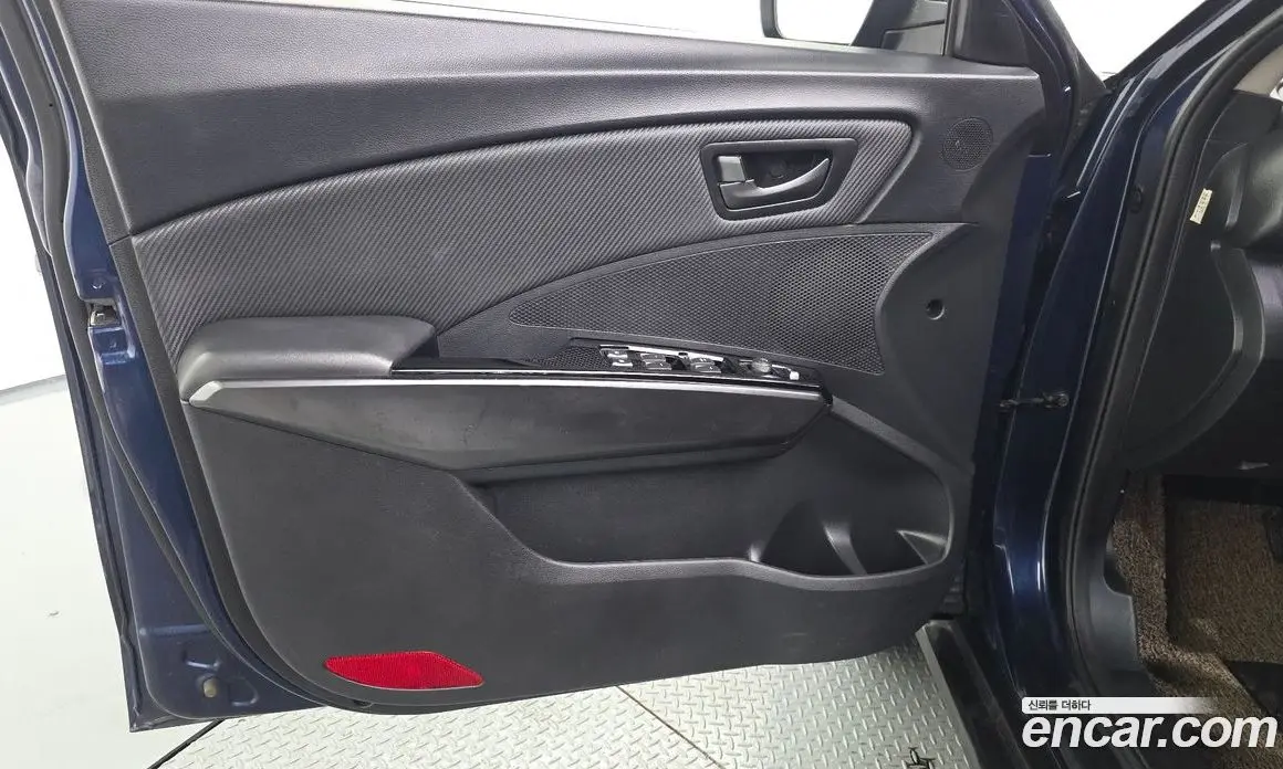 SsangYong TIBOLI 2020 1.6 автомат (гидро), фото 14
