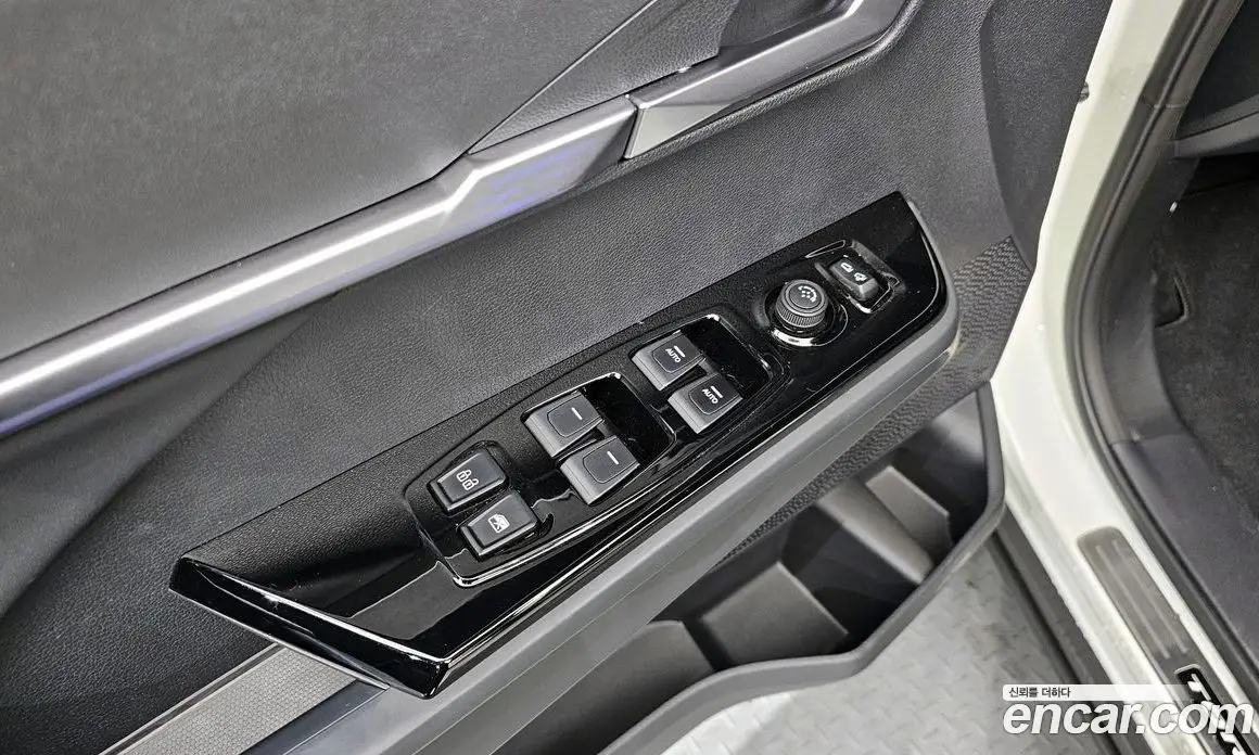 SsangYong Torres 2023 1.5 автомат (гидро), фото 14 SsangYong Torres 2023 1.5 автомат (гидро), фото 14