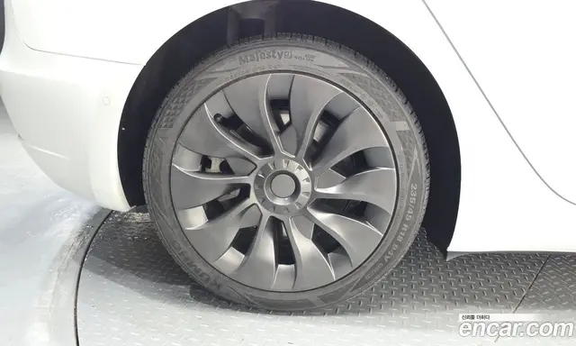 Tesla Model 3 2022 0.2 автомат (гидро), миниатюра 4