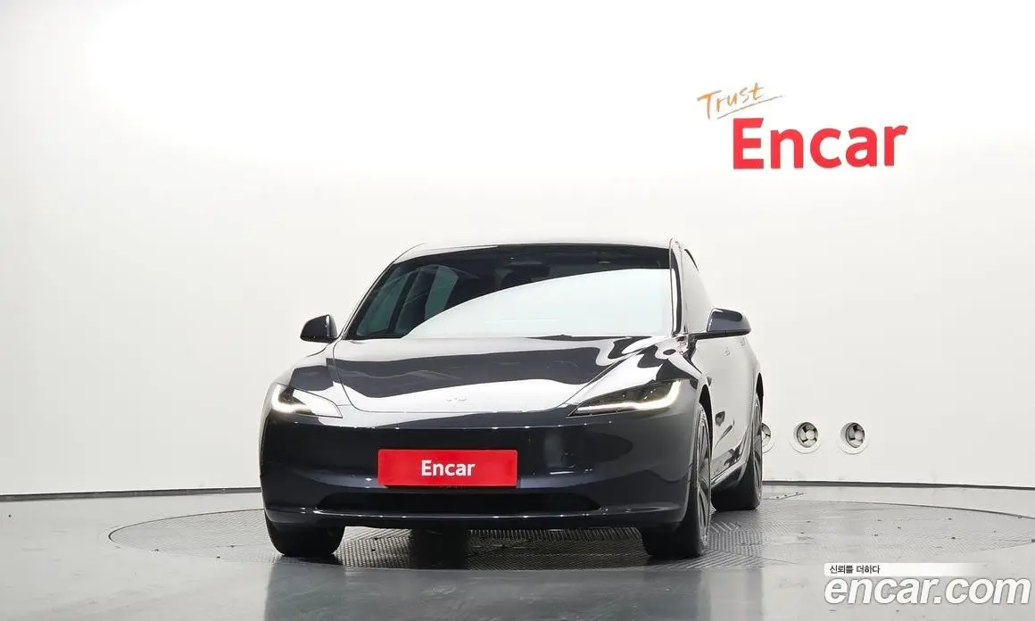 Tesla Model 3 2025 0.2 автомат (гидро), фото 3