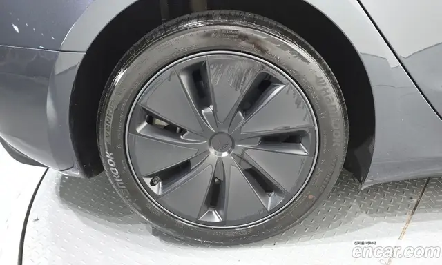 Tesla Model 3 2025 0.2 автомат (гидро), миниатюра 5