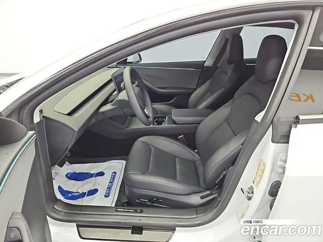 Tesla Model 3 2025 автомат (гидро), миниатюра 7