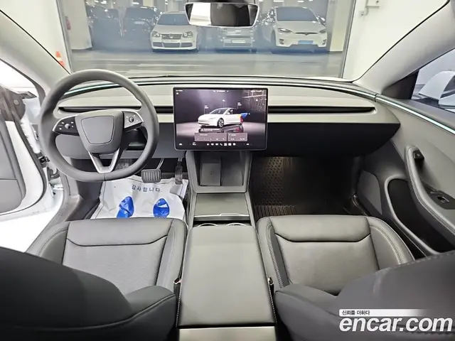 Tesla Model 3 2025 автомат (гидро), миниатюра 8