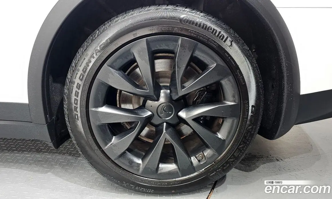 Tesla Model X 2023 0.3 автомат (гидро), фото 6