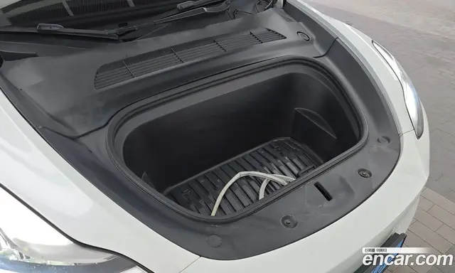 Tesla Model Y 2022 0.2 автомат (гидро), миниатюра 6