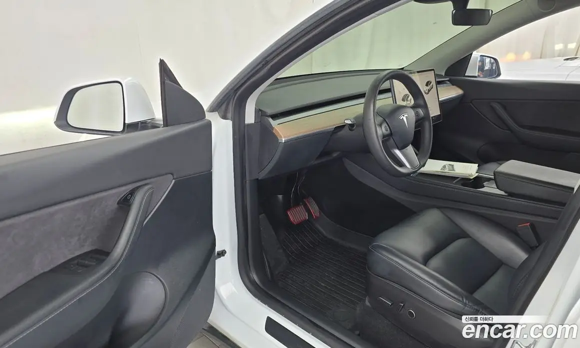 Tesla Model Y 2022 0.2 автомат (гидро), фото 10