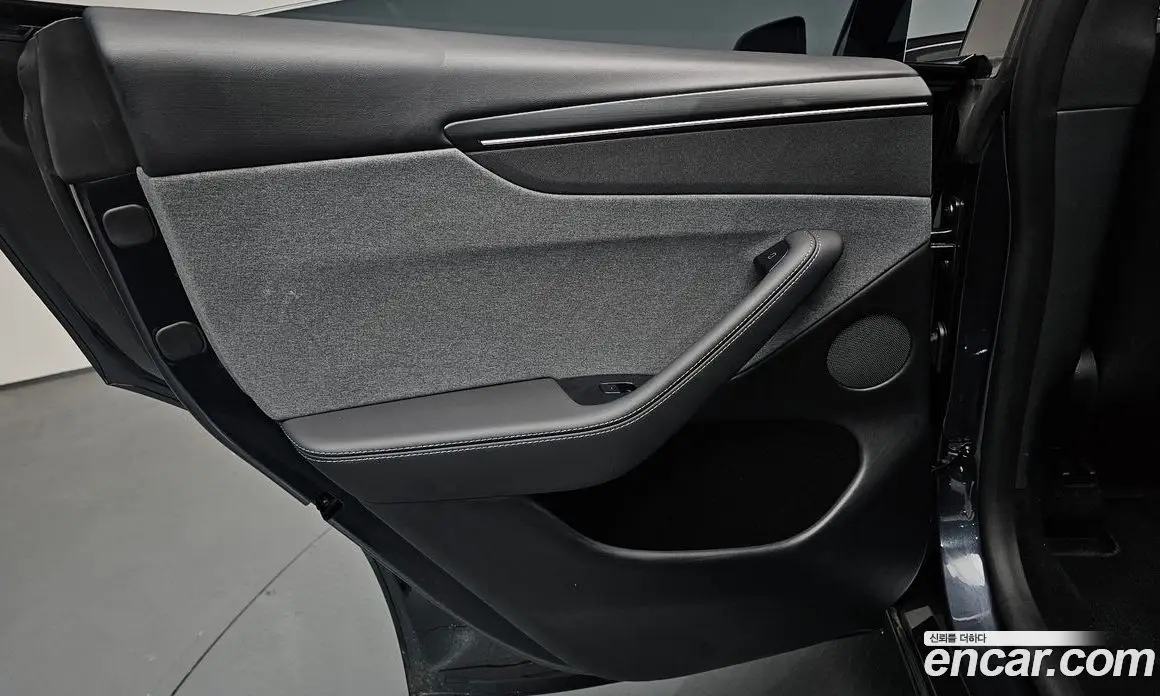 Tesla Model Y 2026 0.2 автомат (гидро), фото 15
