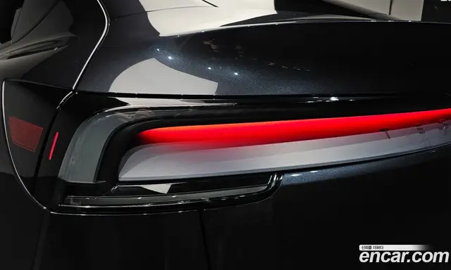 Tesla Model Y 2026 0.2 автомат (гидро), миниатюра 9