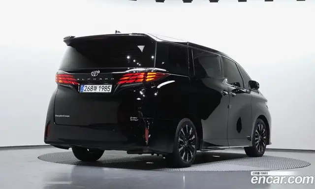 Toyota Alphard 2025 2.5 автомат (гидро), миниатюра 2