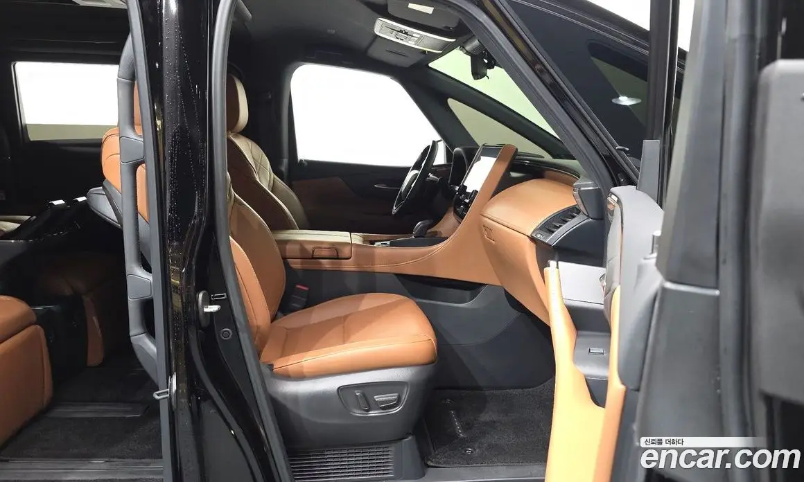 Toyota Alphard 2025 2.5 автомат (гидро), фото 11