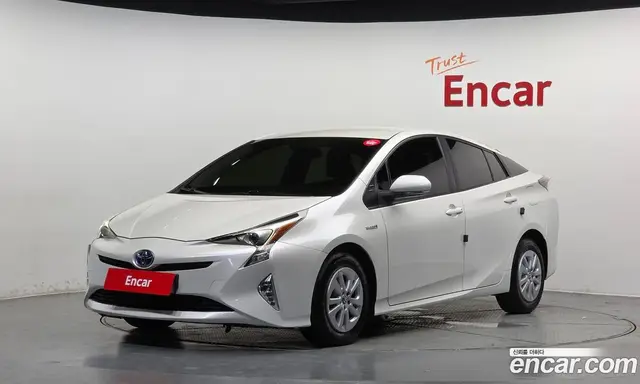 Toyota Prius, 2017, 75 276 км