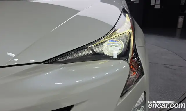 Toyota Prius 2017 1.8 автомат (гидро), миниатюра 8