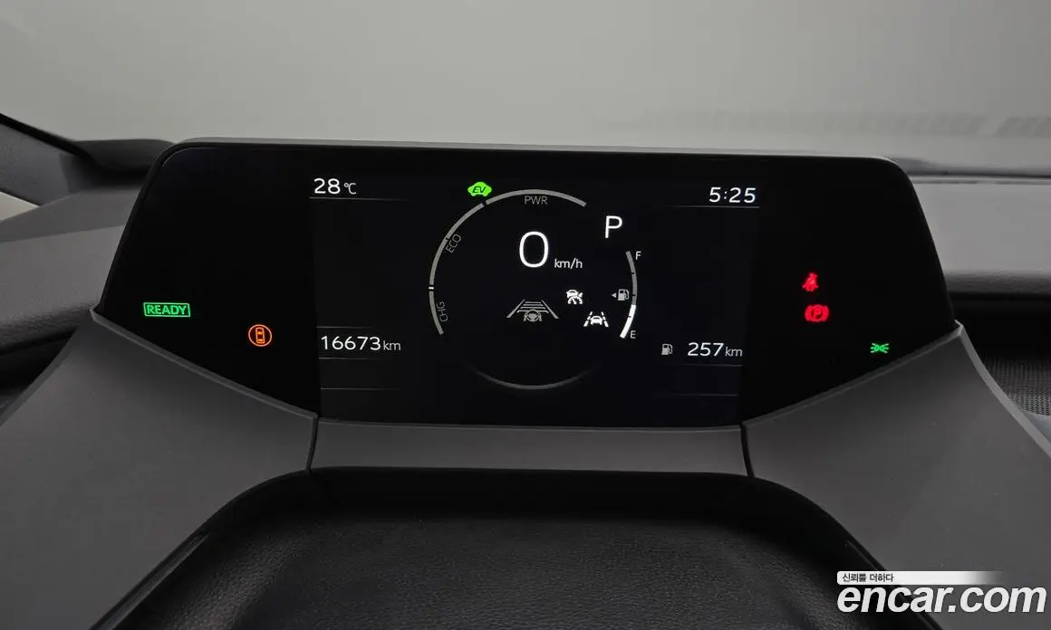 Toyota Prius 2024 2.0 автомат (гидро), фото 11